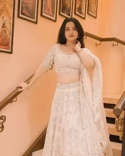 Escort Shakti
